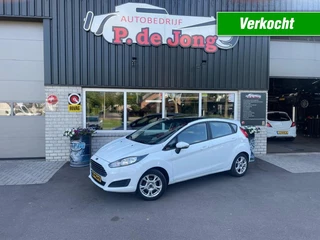 Ford Fiesta 1.0 ECOB. STYLE Two-Tone (Zwart dak) Airco Stoelverwarming!