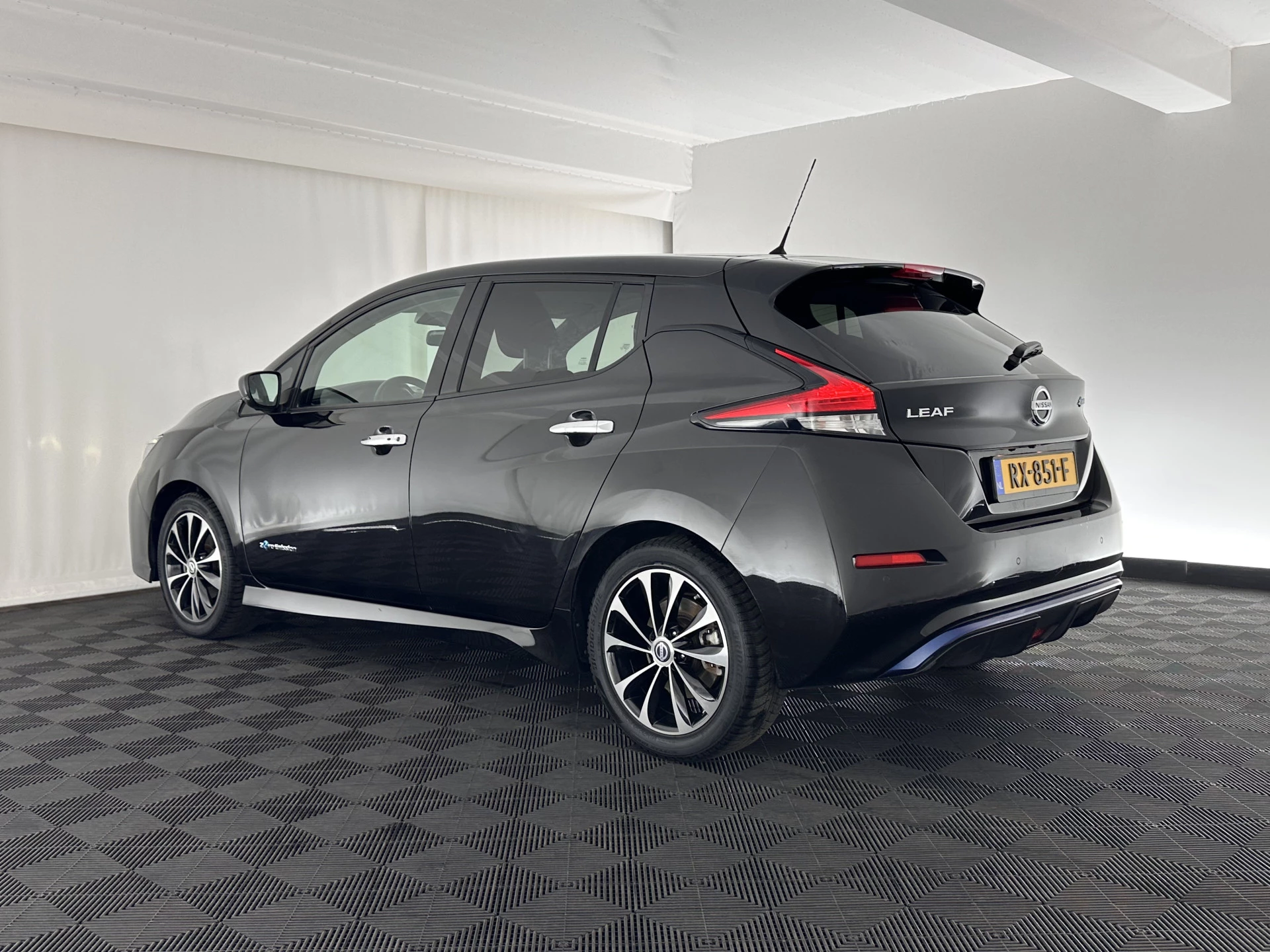 Hoofdafbeelding Nissan Leaf