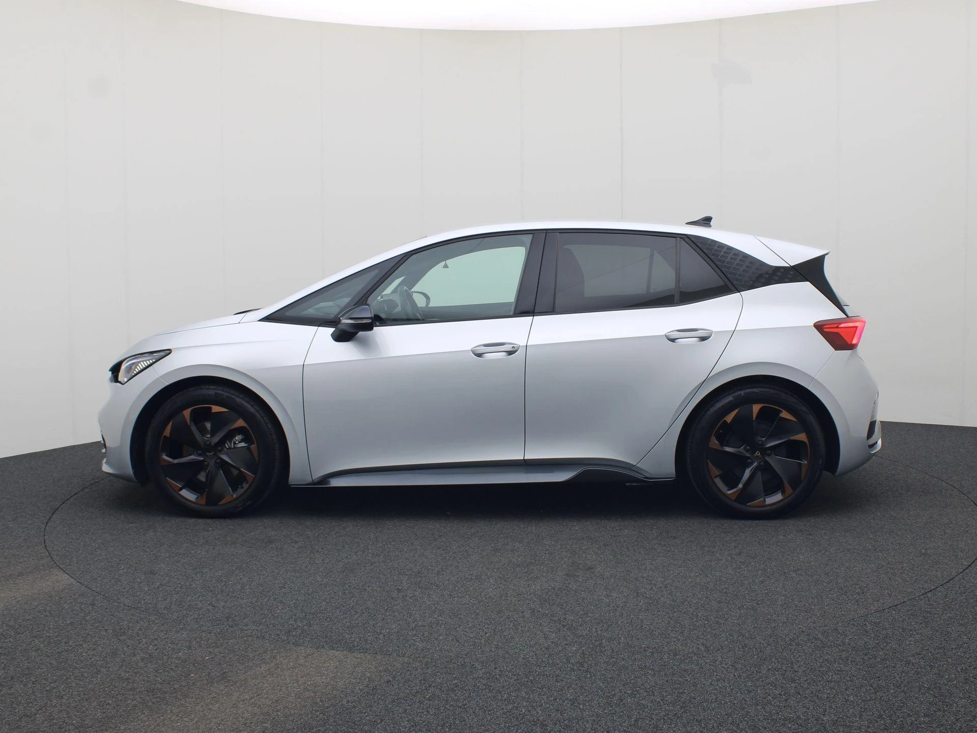 Hoofdafbeelding CUPRA Born