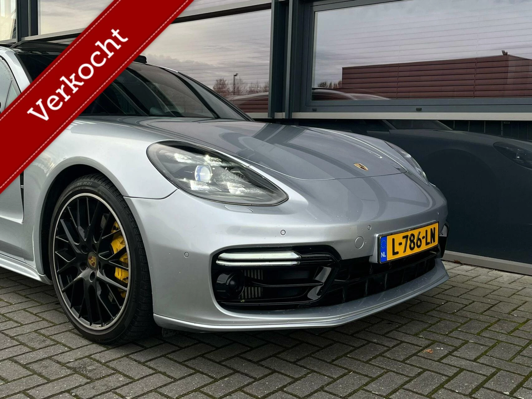 Hoofdafbeelding Porsche Panamera