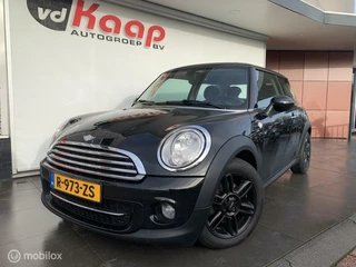 Hoofdafbeelding MINI Cooper Mini Mini 1.6 Cooper D Business Line, Navigatie