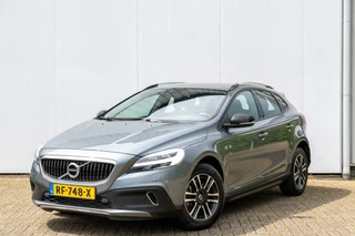 Hoofdafbeelding Volvo V40 Volvo V40 Cross Country 1.5 T3 Nordic+