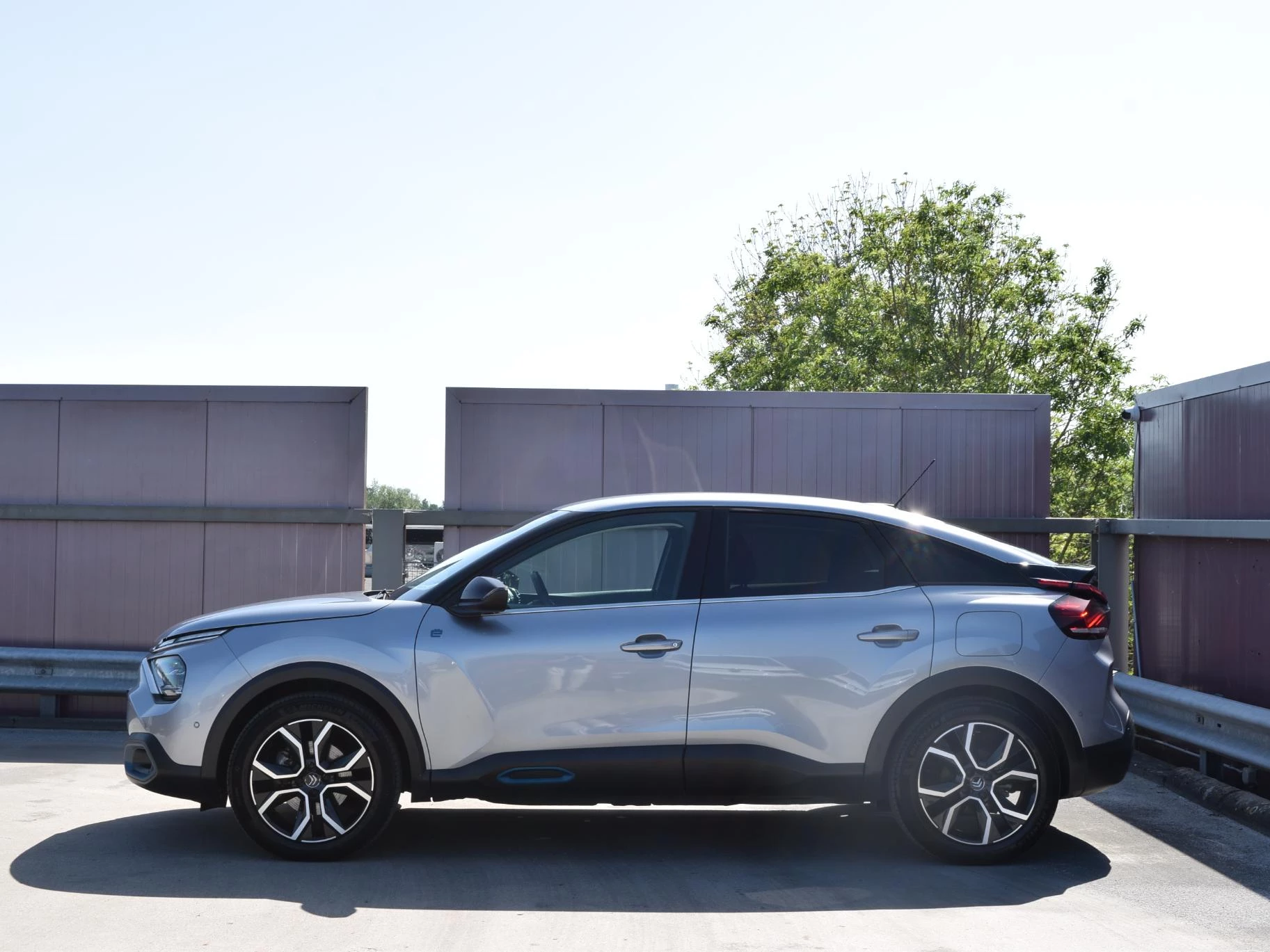 Hoofdafbeelding Citroën ë-C4