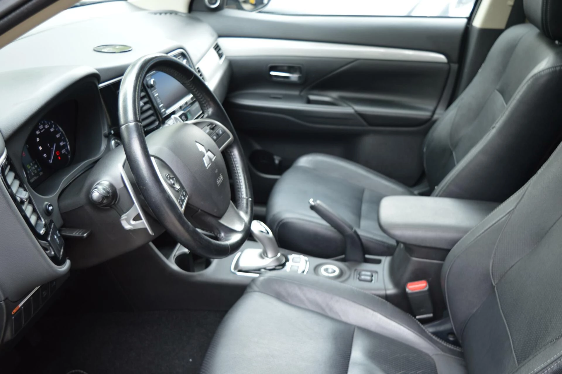 Hoofdafbeelding Mitsubishi Outlander