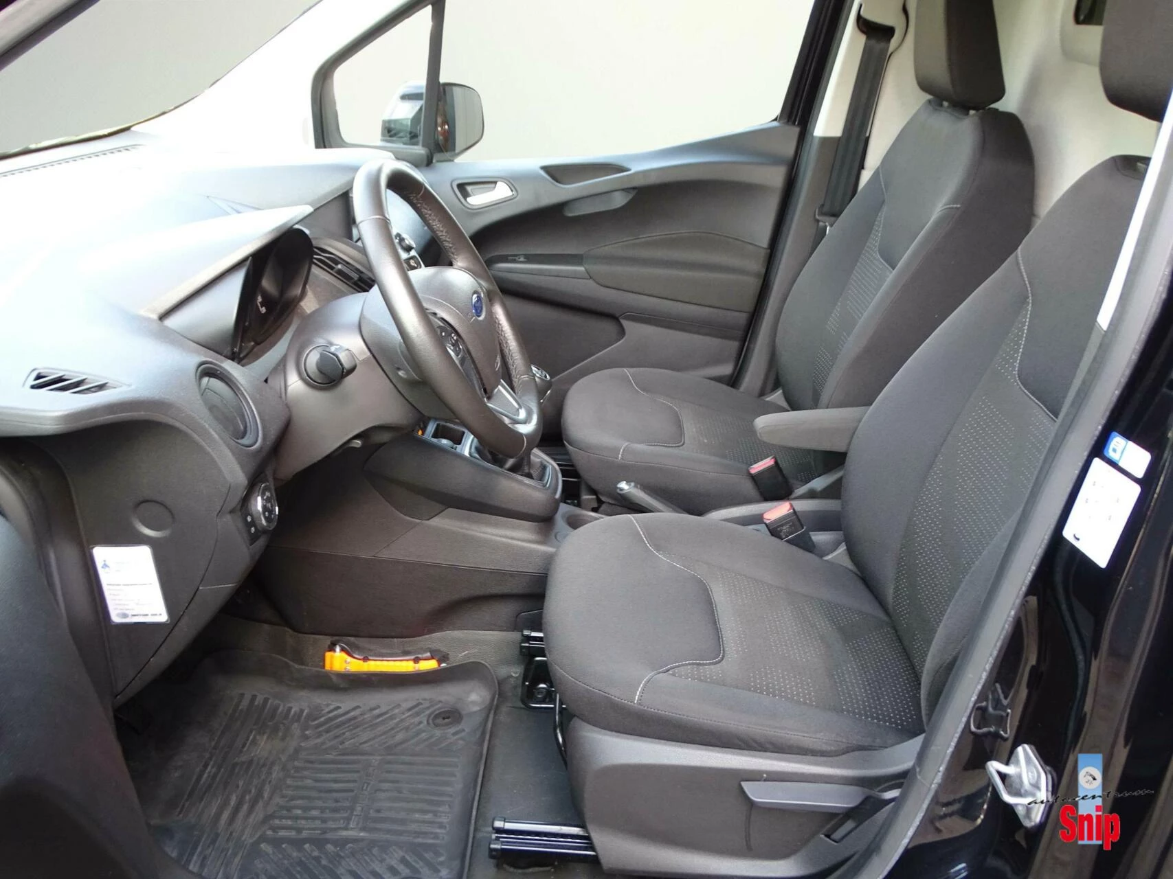 Hoofdafbeelding Ford Transit Courier