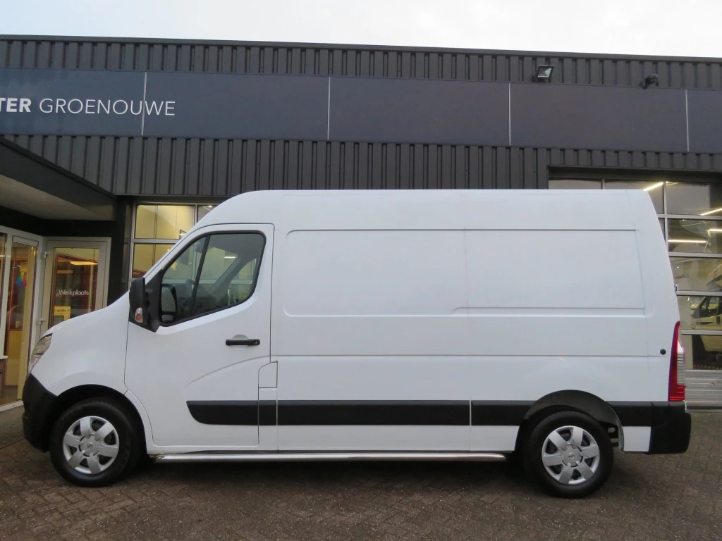 Hoofdafbeelding Nissan NV400
