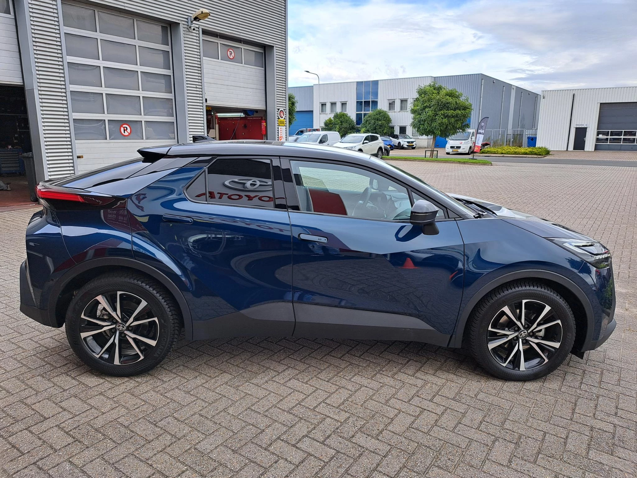 Hoofdafbeelding Toyota C-HR