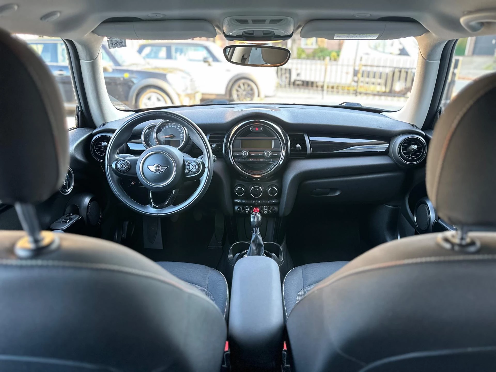 Hoofdafbeelding MINI One