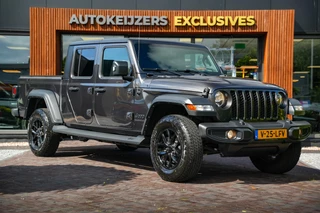 Hoofdafbeelding Jeep Gladiator Jeep Gladiator sport 3.6 V6 Grijs Kenteken Camera Cruise Carplay