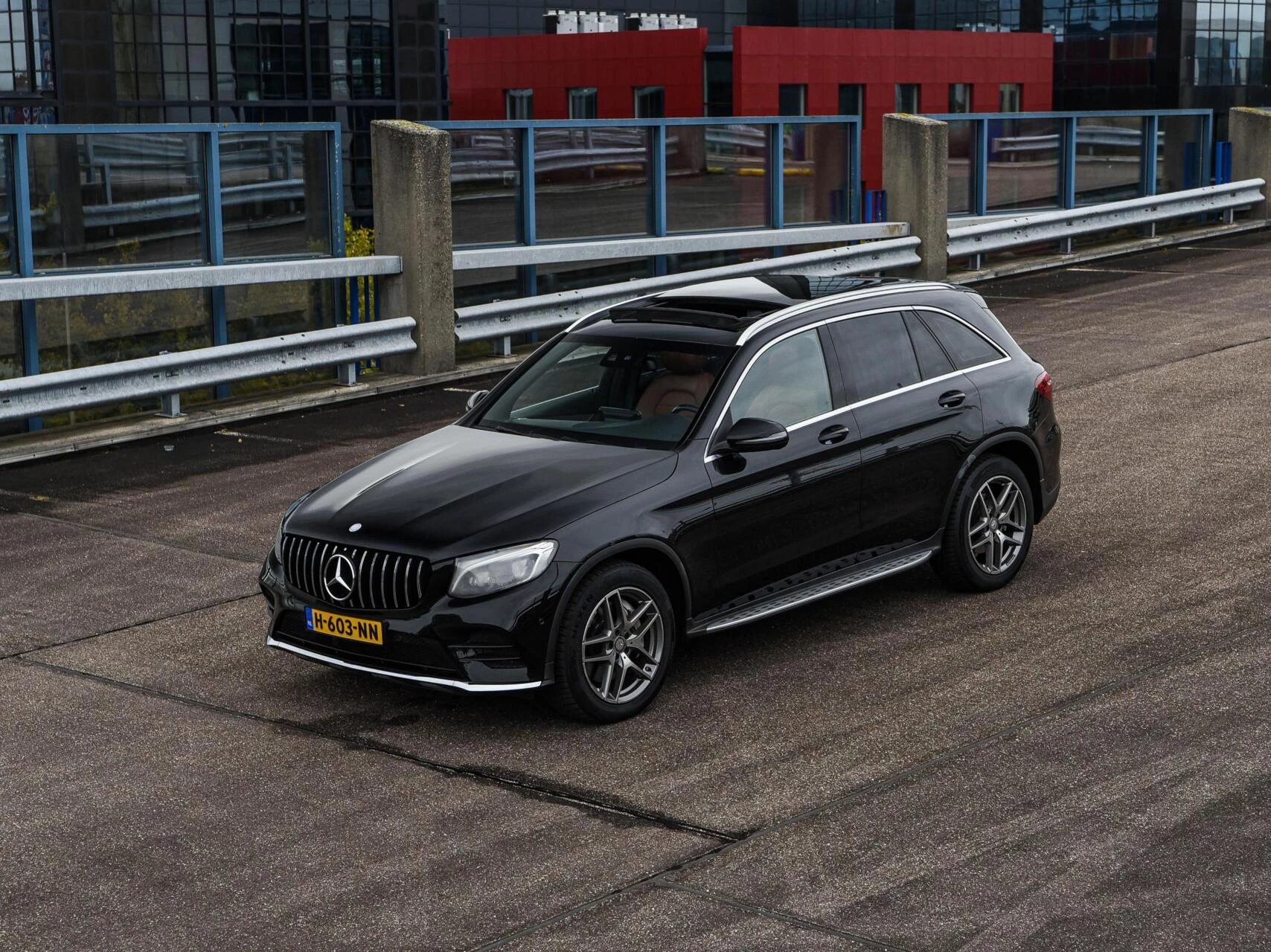 Hoofdafbeelding Mercedes-Benz GLC