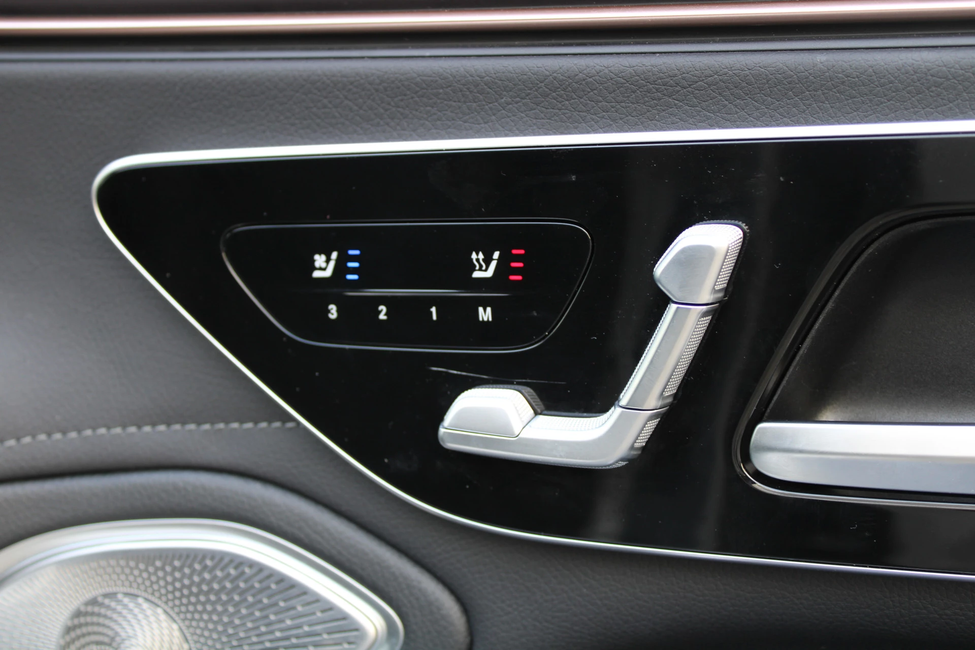 Hoofdafbeelding Mercedes-Benz EQS