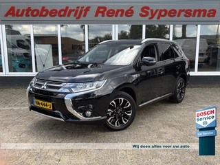 Mitsubishi Outlander 2.0 PHEV instyle | Parkeer Assistent | Stuur en Stoelverwarming | Navi