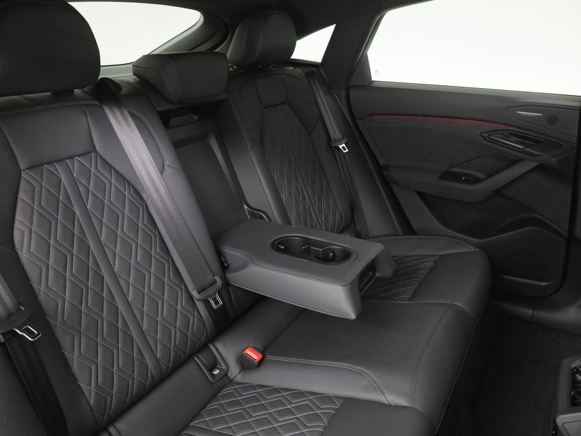 Hoofdafbeelding Audi Q6 e-tron