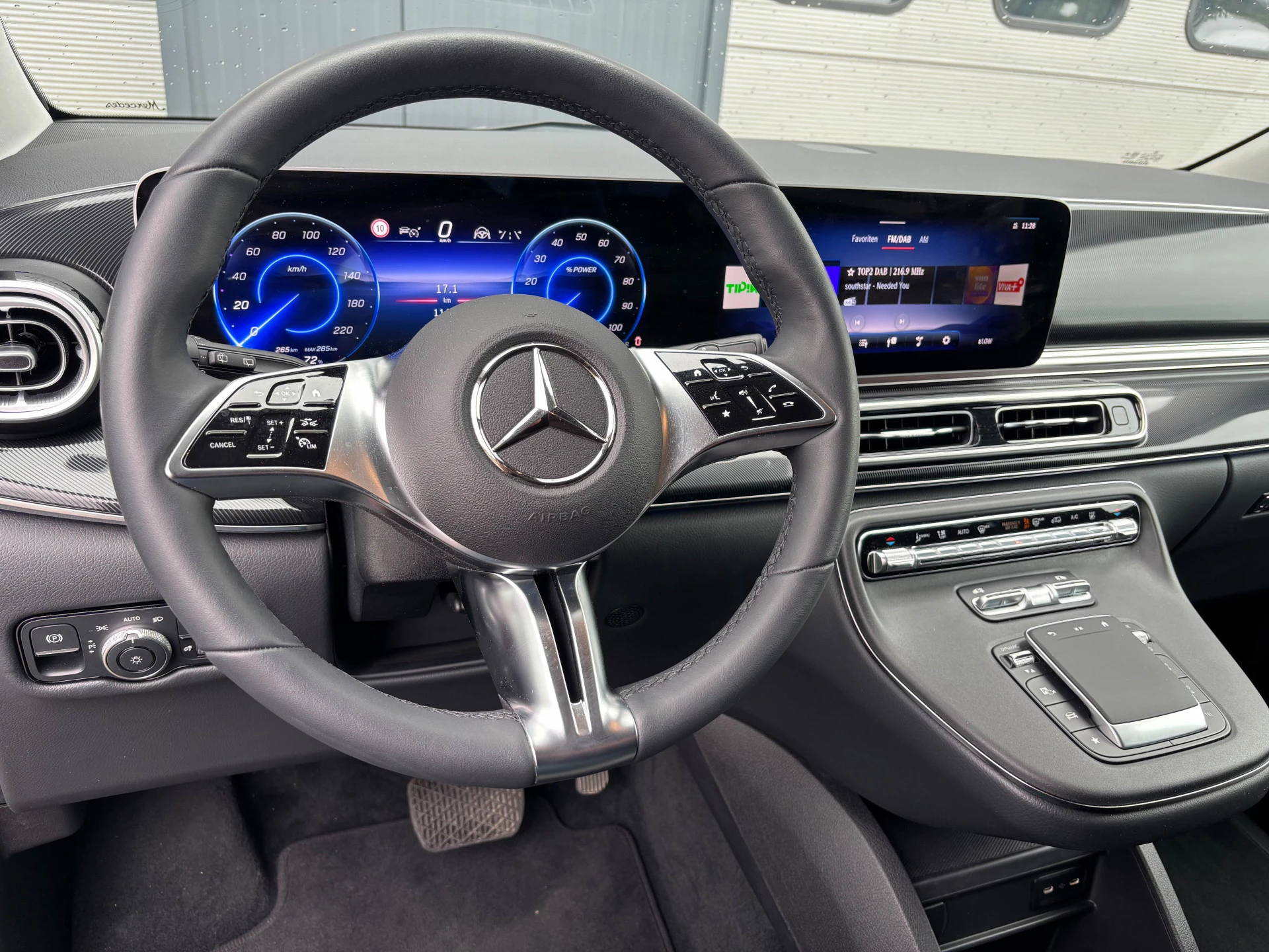 Hoofdafbeelding Mercedes-Benz EQV