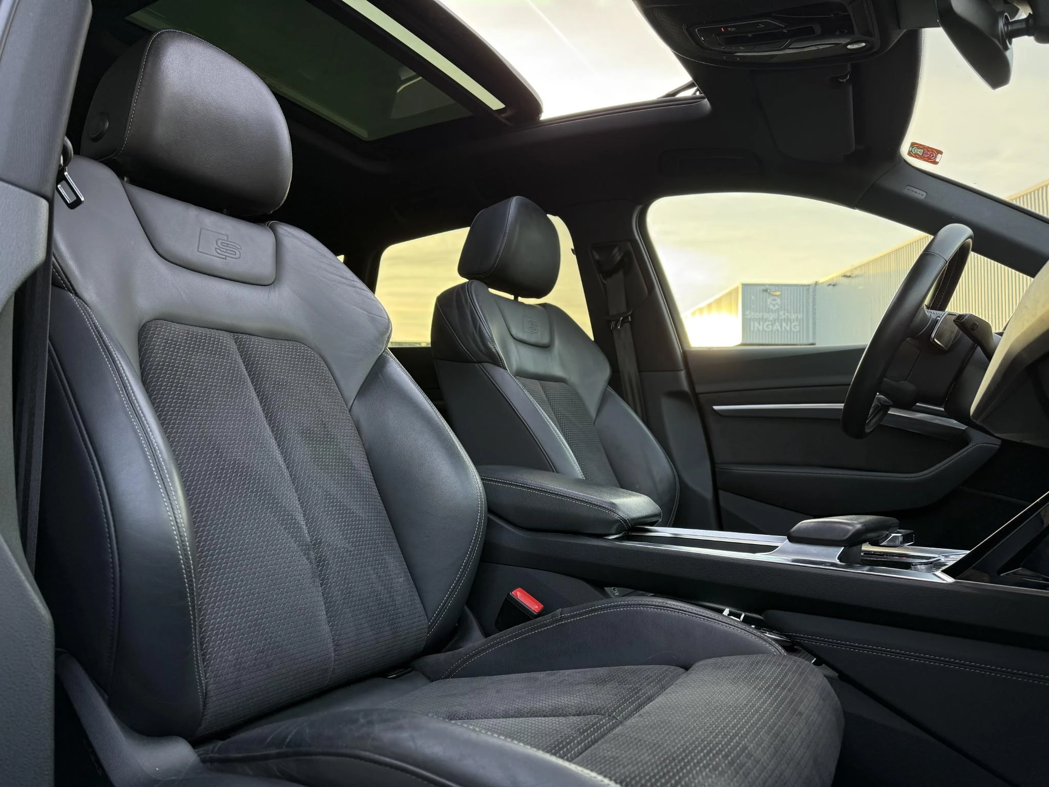 Hoofdafbeelding Audi e-tron