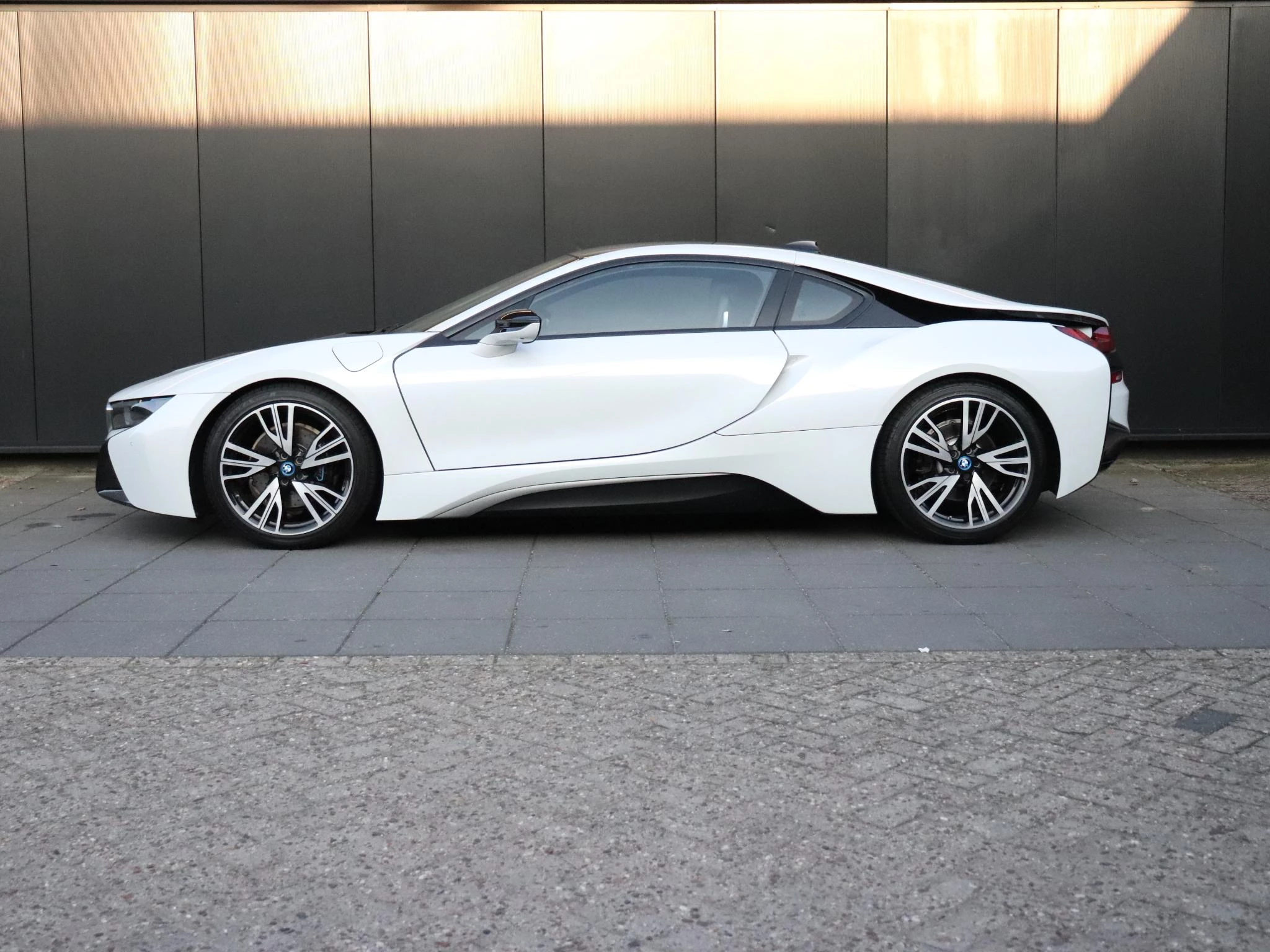 Hoofdafbeelding BMW i8