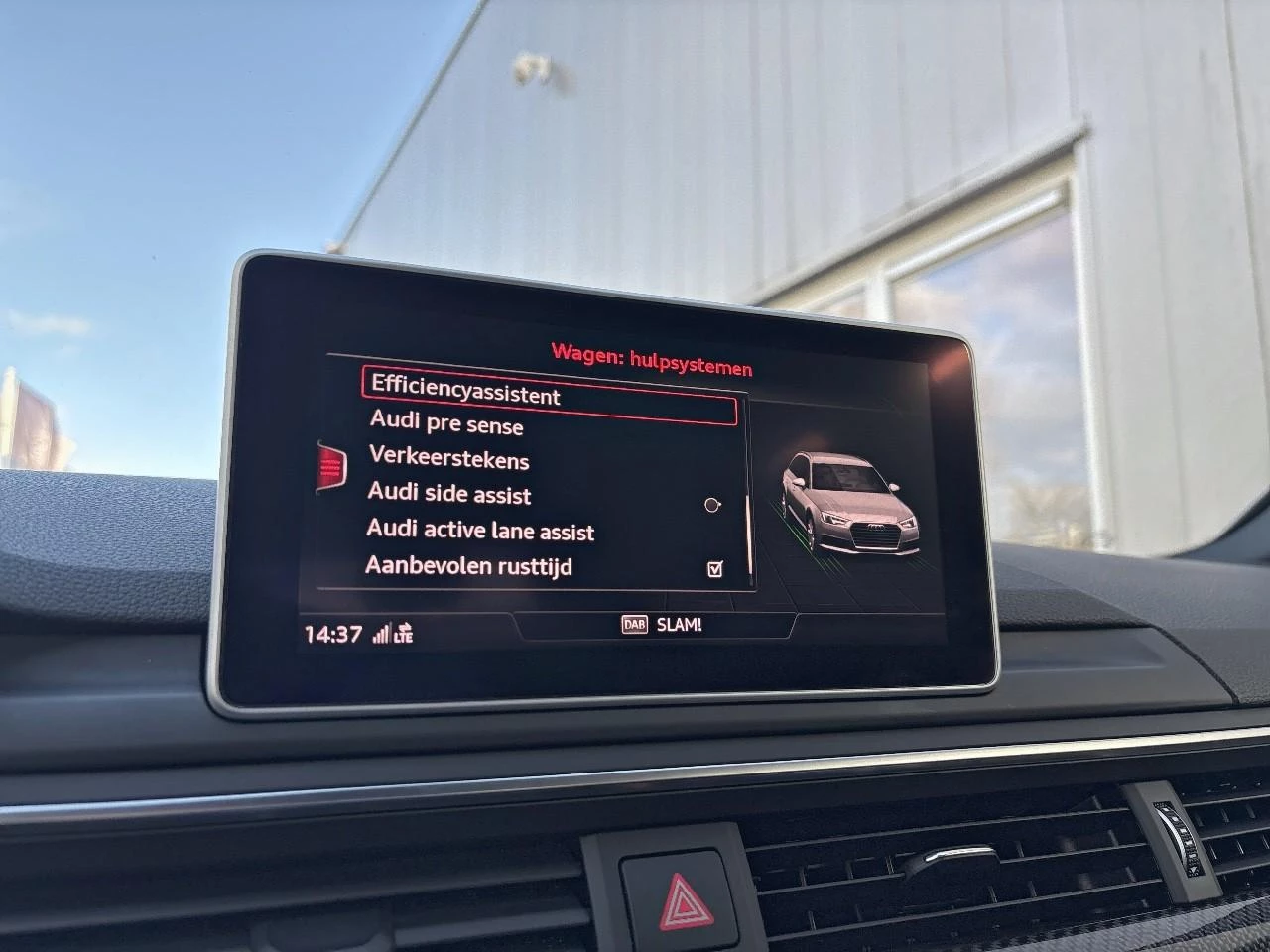 Hoofdafbeelding Audi A4