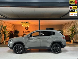 Hoofdafbeelding Jeep Compass Jeep COMPASS 4xe 240 Plug-in Hybrid Trail Rated 4x4 Garantie Memory 360 Stoelventilatie Carplay Blindspot StuurVW StoelVW Rijklaar