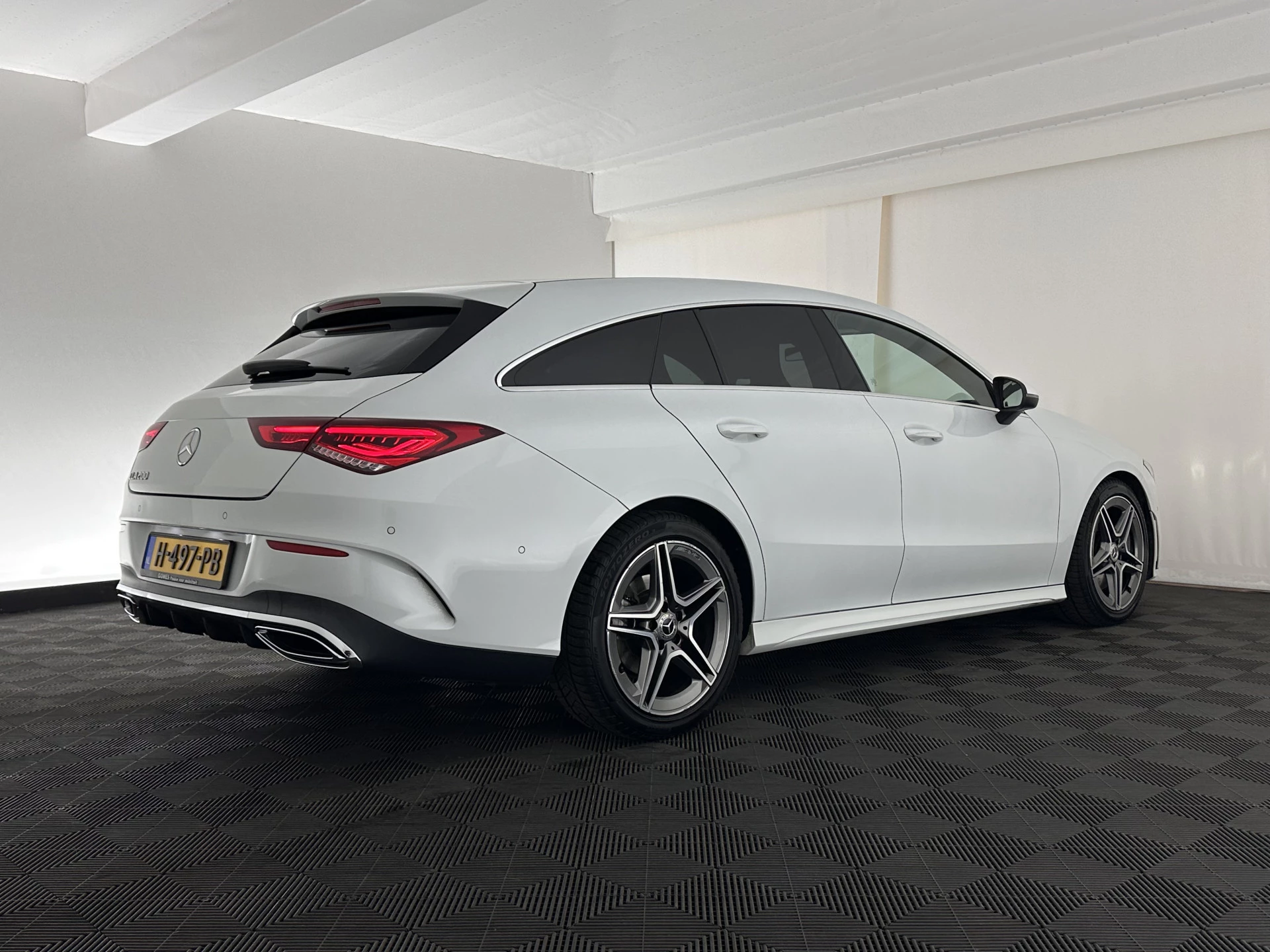 Hoofdafbeelding Mercedes-Benz CLA