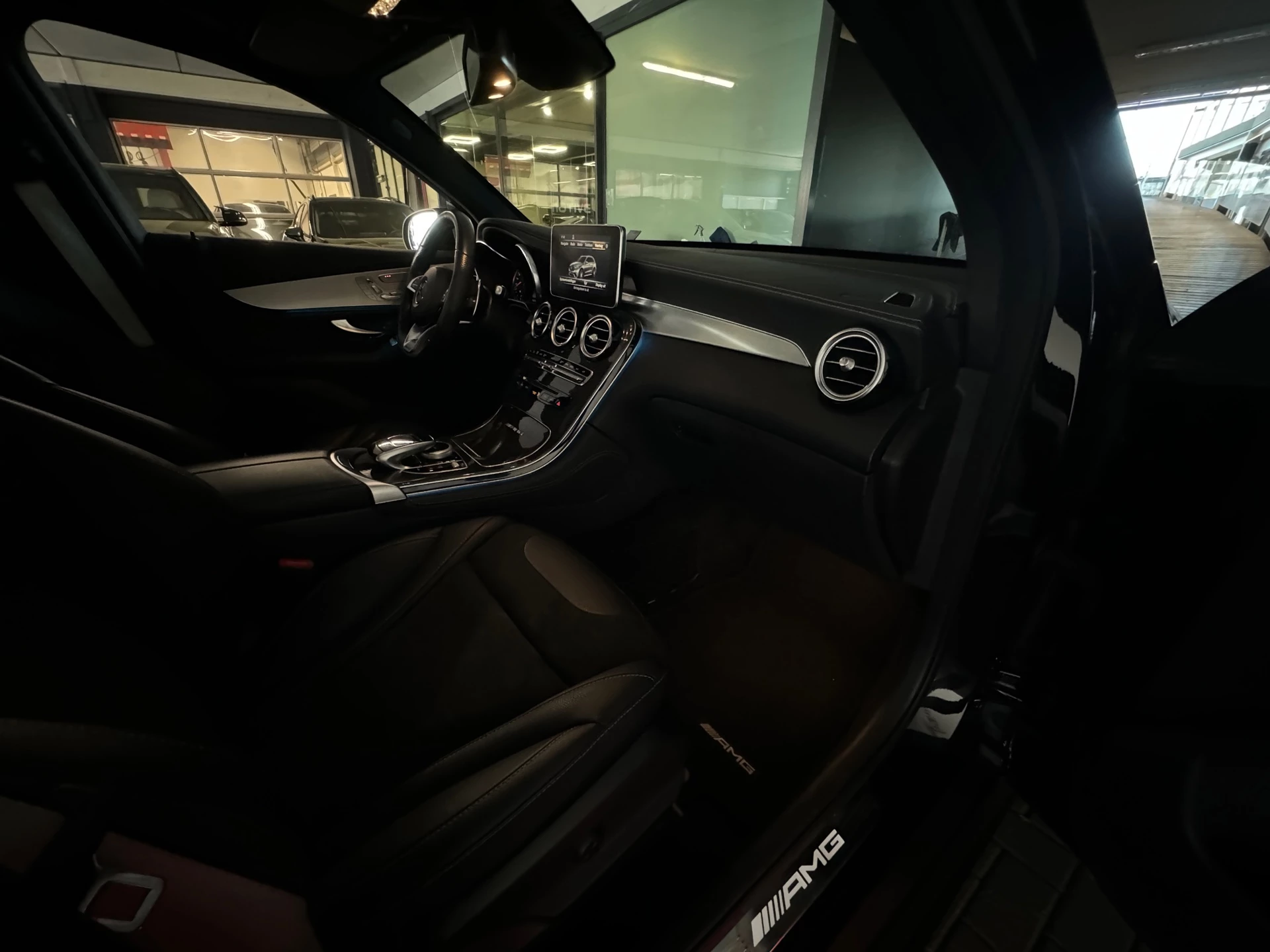 Hoofdafbeelding Mercedes-Benz GLC