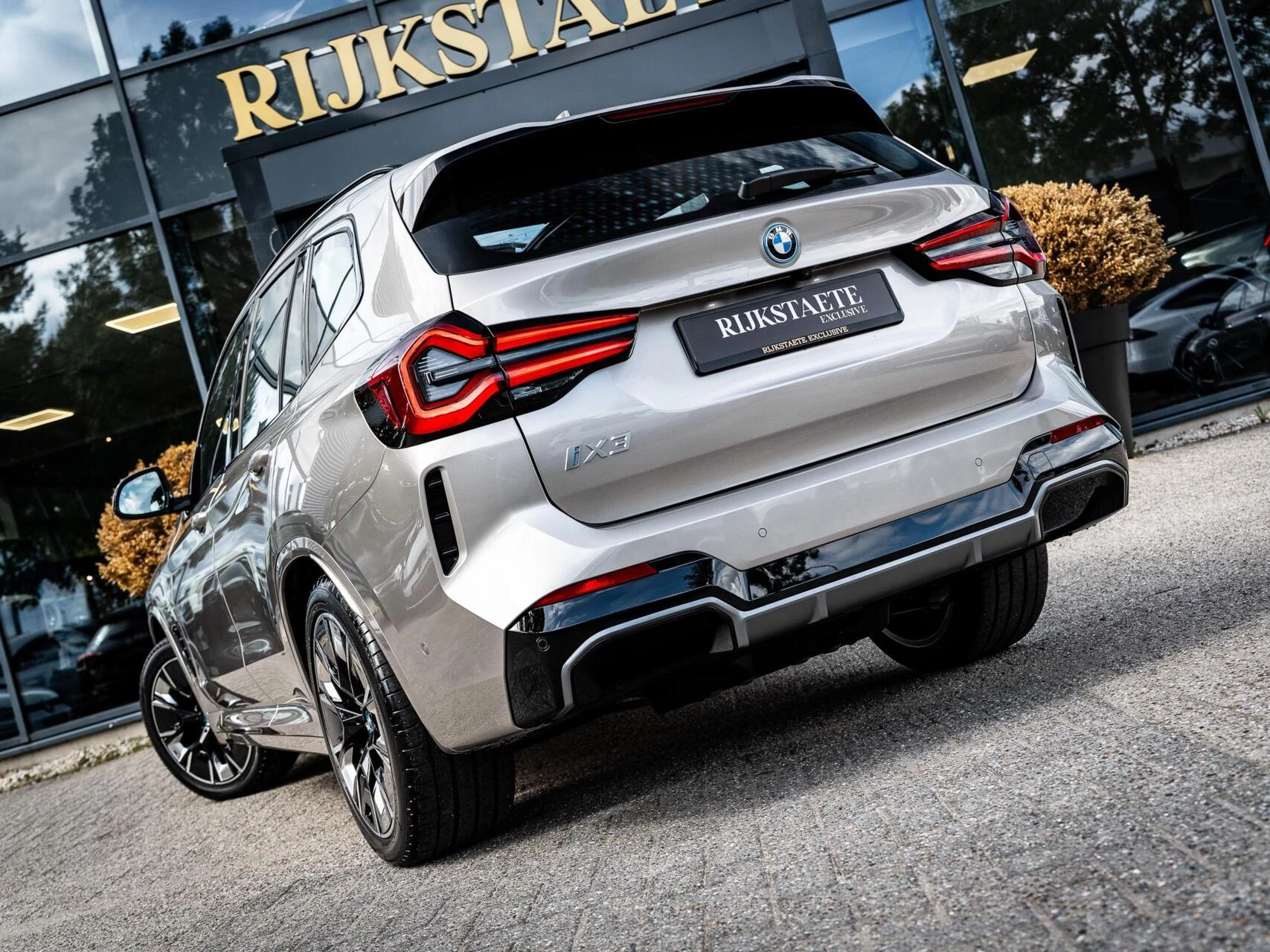 Hoofdafbeelding BMW iX3
