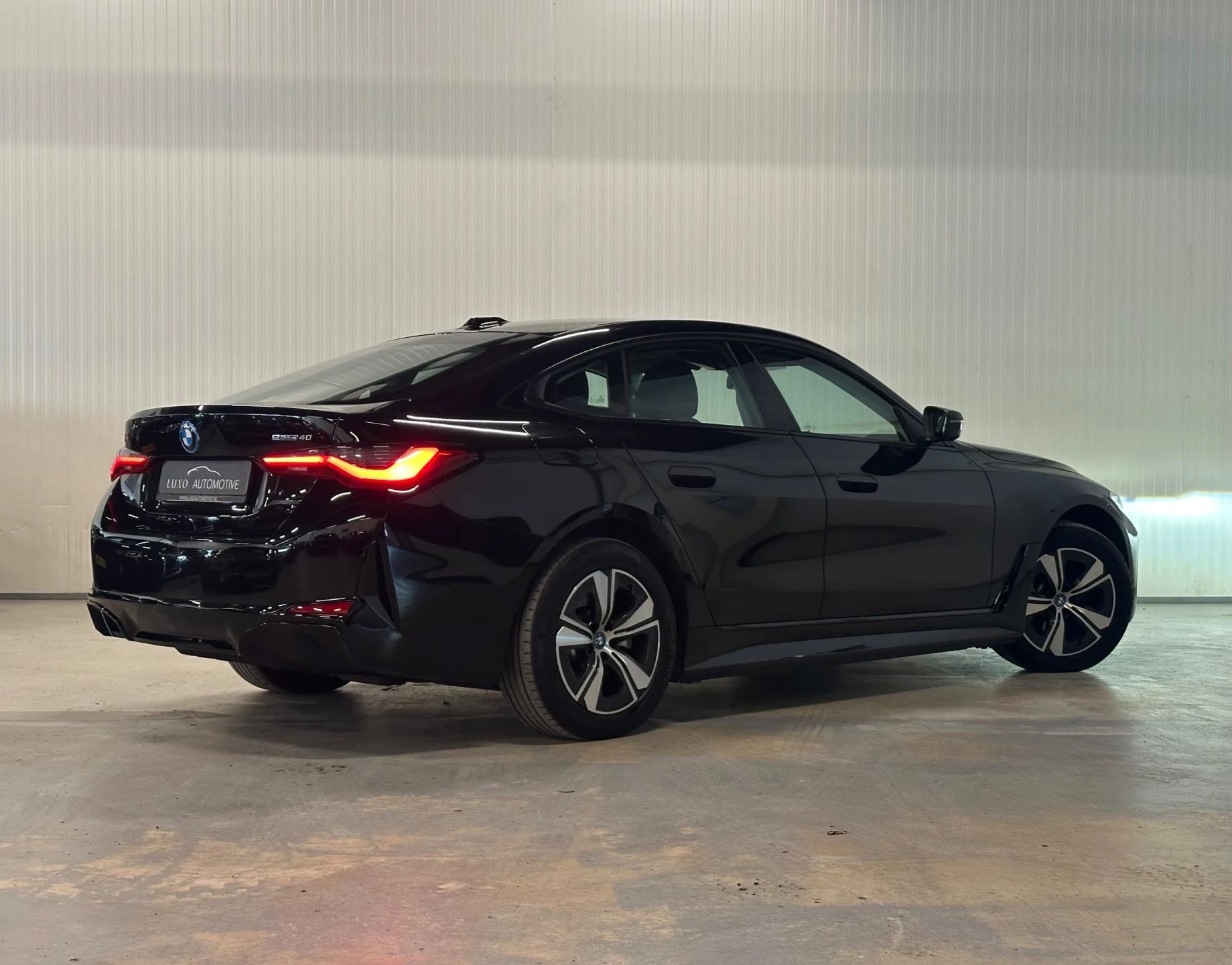 Hoofdafbeelding BMW i4