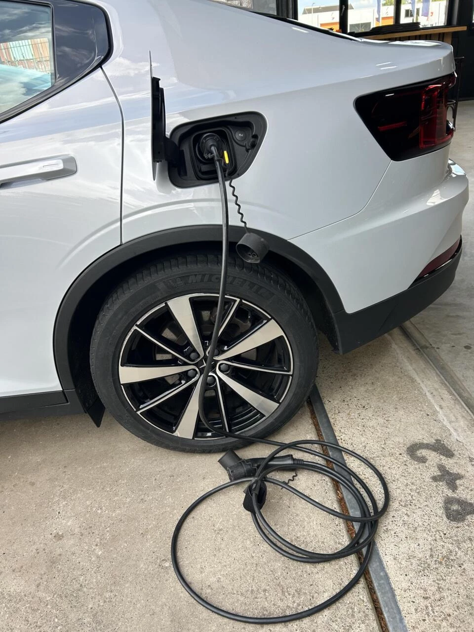 Hoofdafbeelding Polestar 2