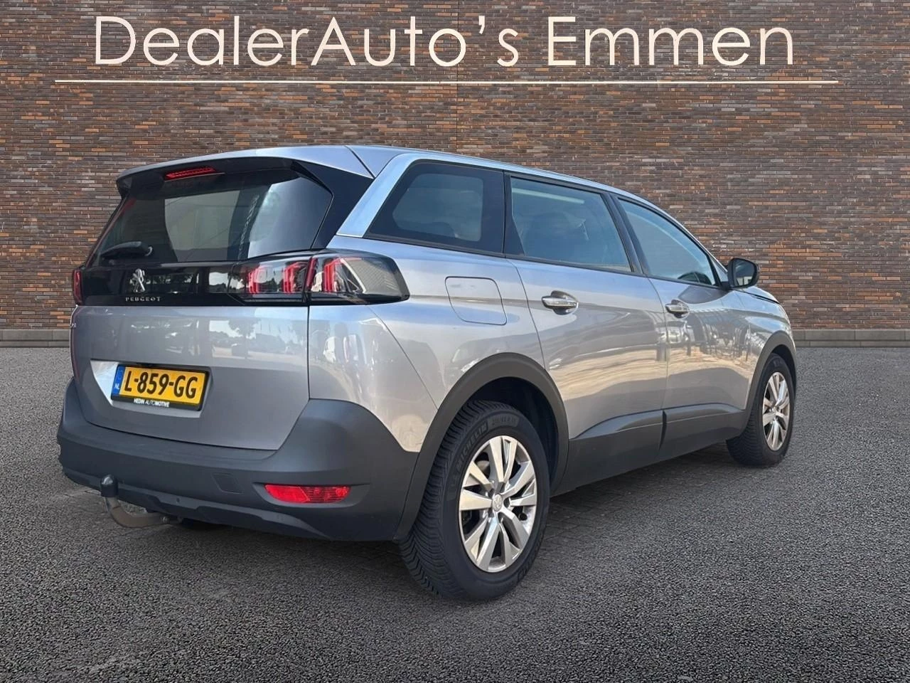 Hoofdafbeelding Peugeot 5008