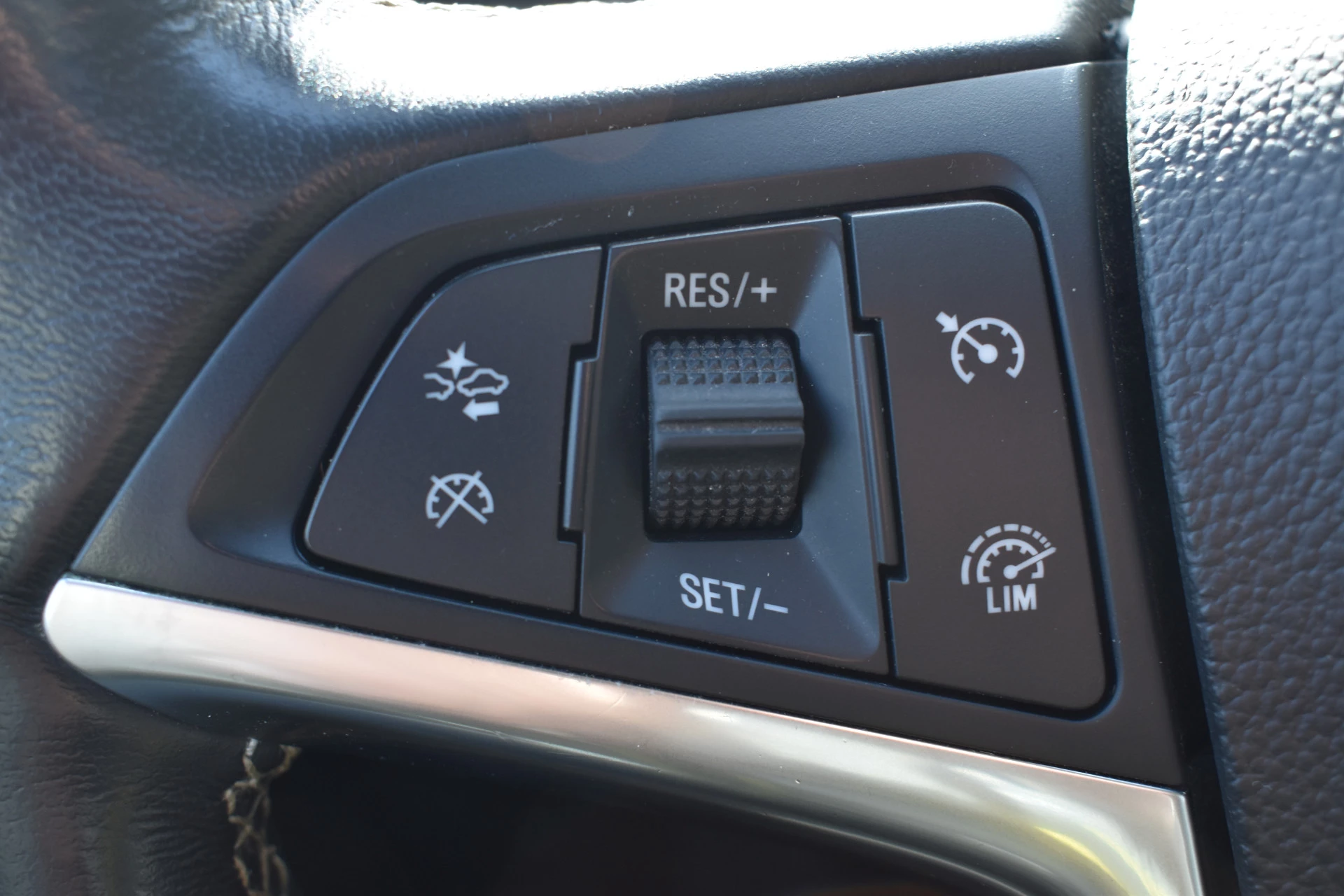 Hoofdafbeelding Opel Mokka X