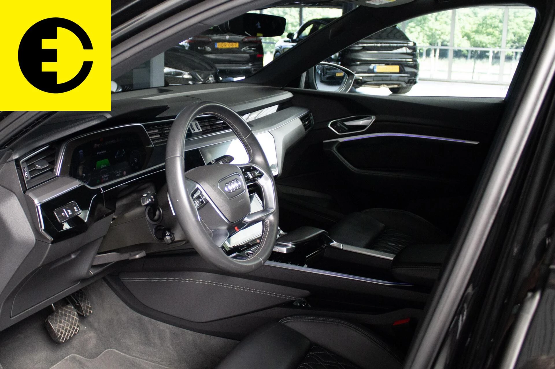 Hoofdafbeelding Audi e-tron