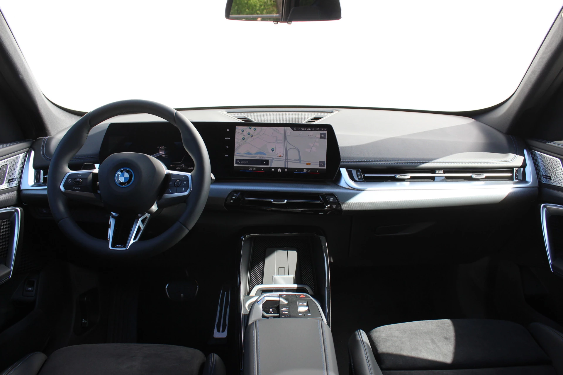 Hoofdafbeelding BMW iX1