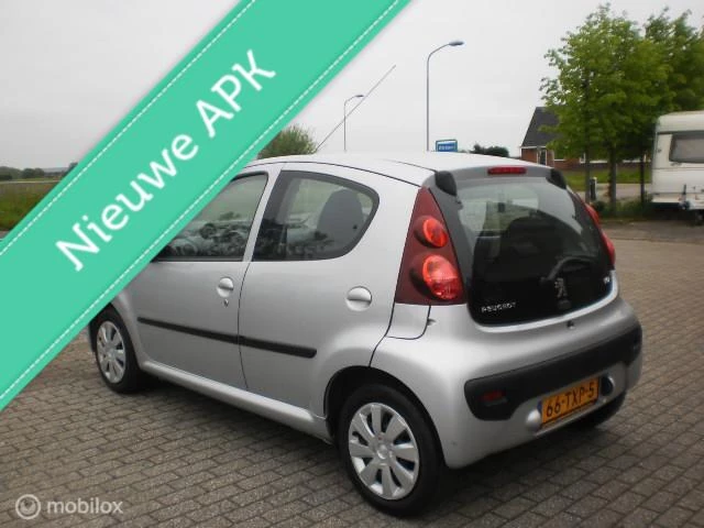 Hoofdafbeelding Peugeot 107