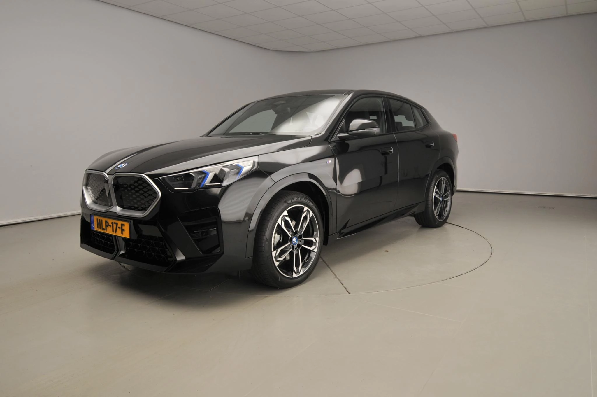 Hoofdafbeelding BMW iX2