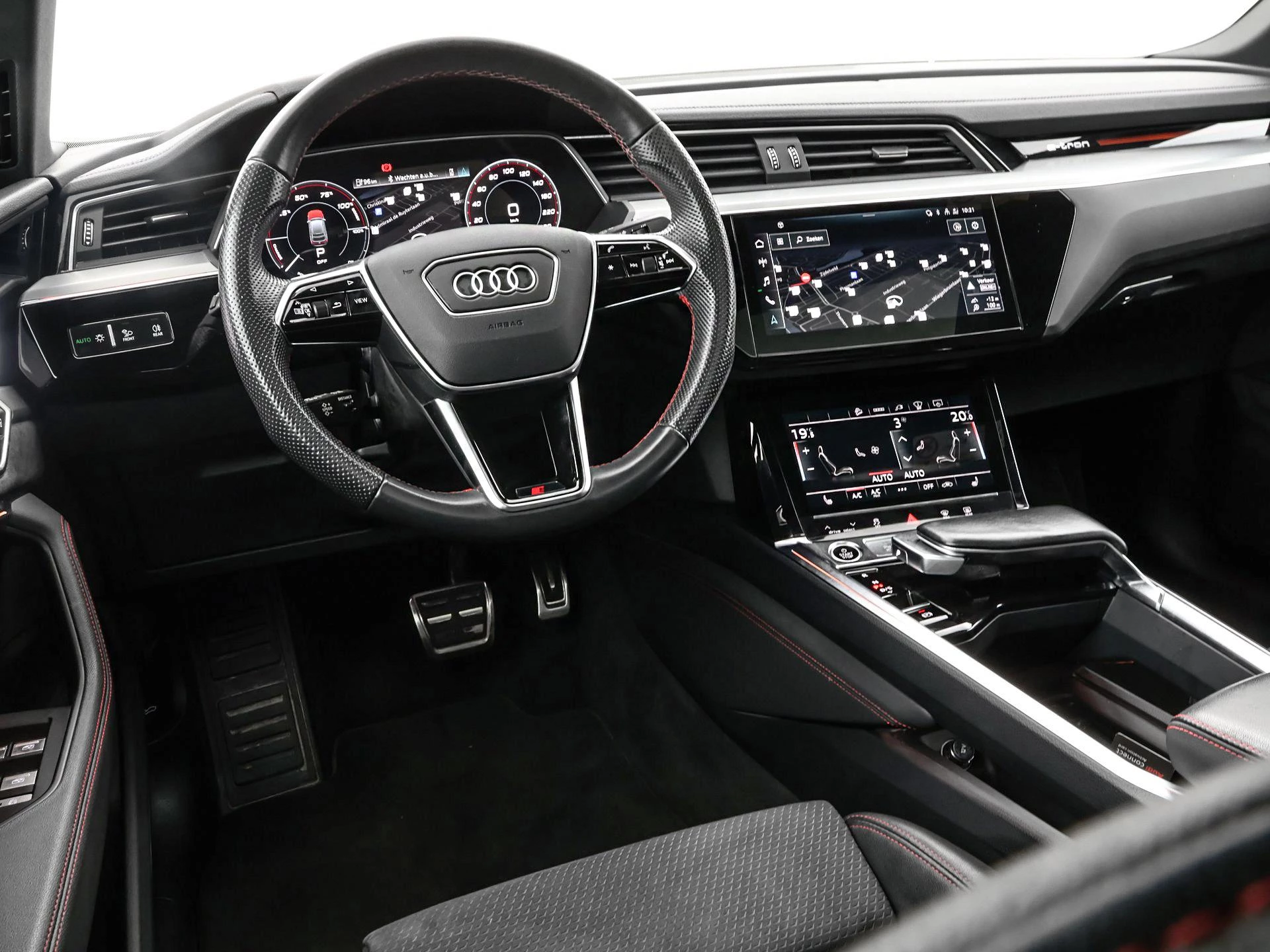Hoofdafbeelding Audi Q8 Sportback e-tron