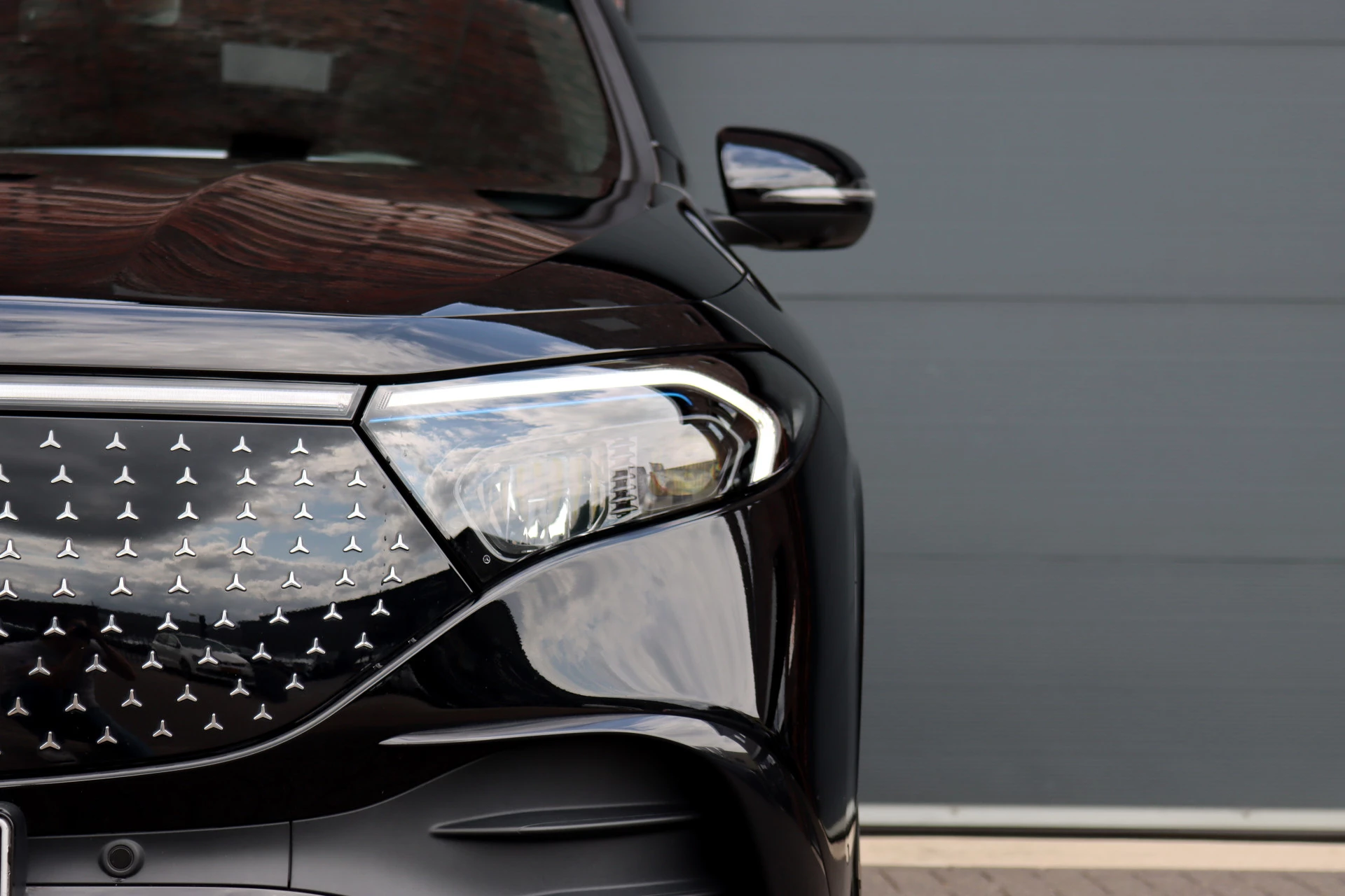 Hoofdafbeelding Mercedes-Benz EQA