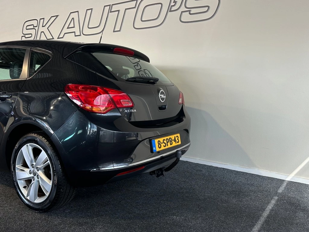 Hoofdafbeelding Opel Astra