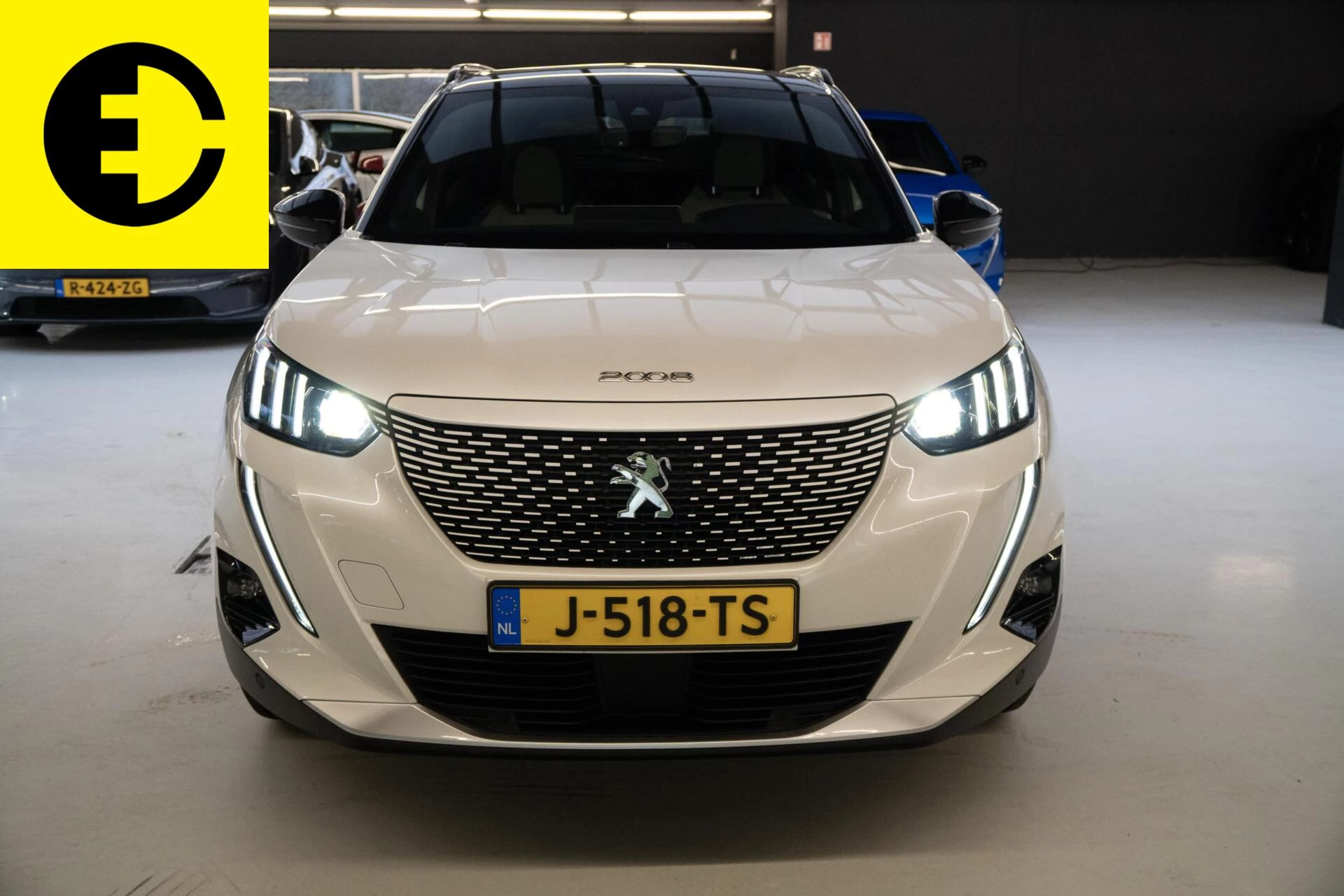 Hoofdafbeelding Peugeot e-2008