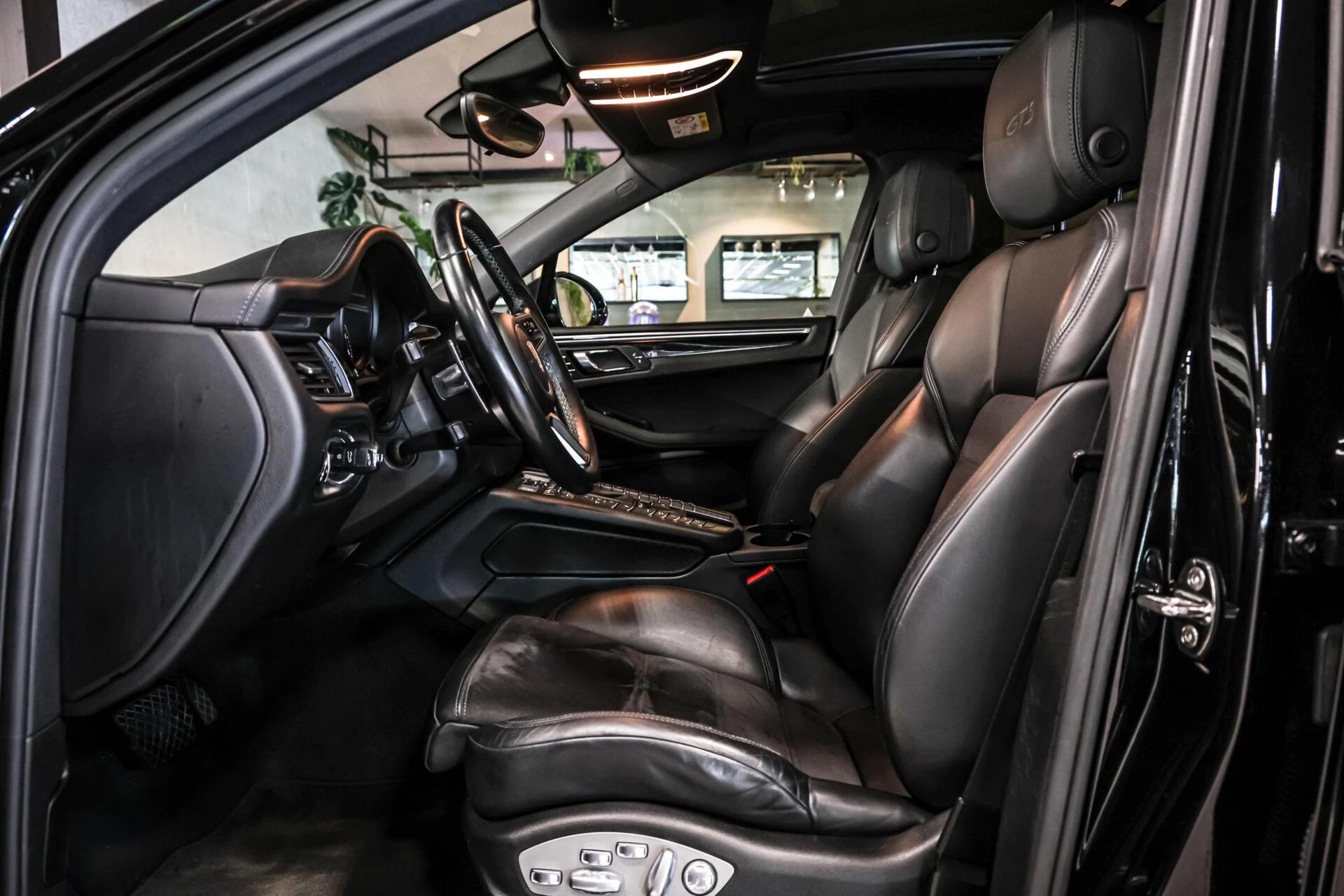 Hoofdafbeelding Porsche Macan