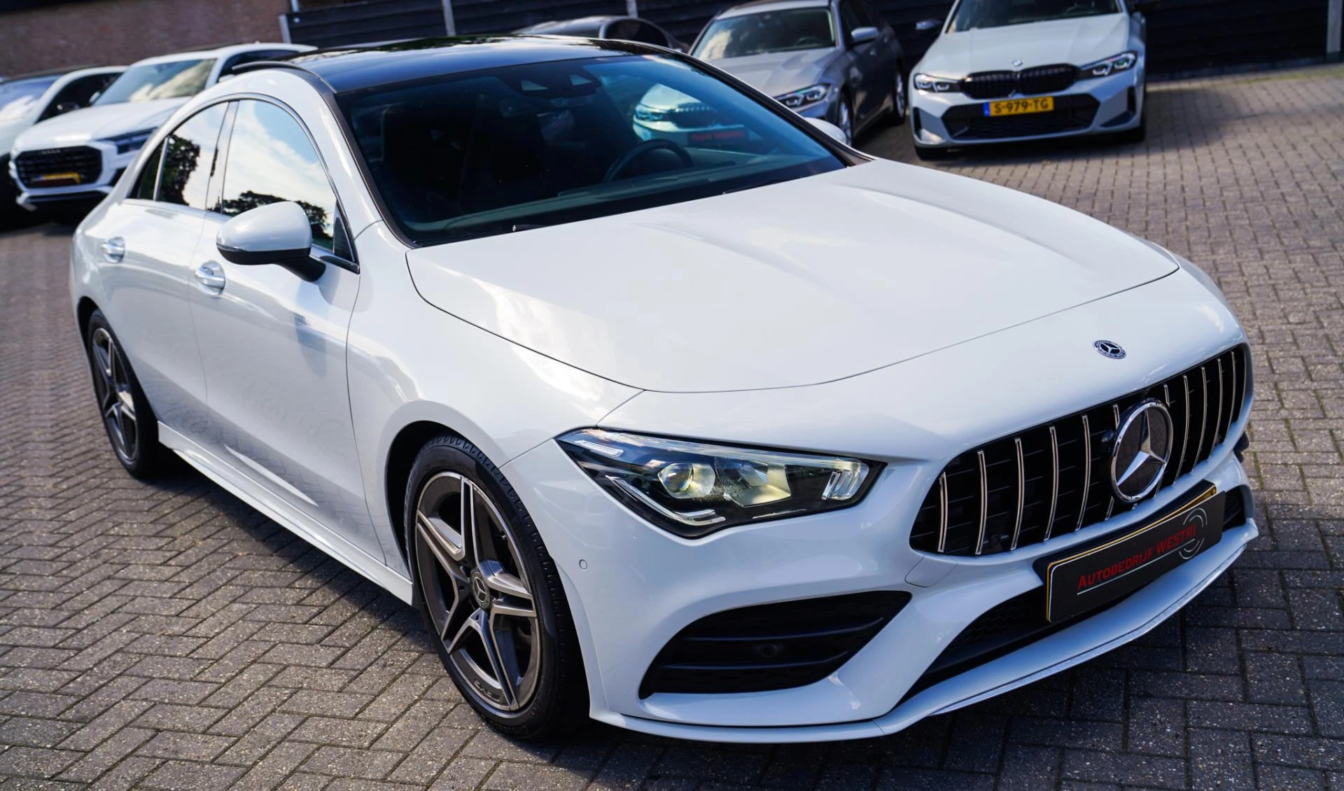 Hoofdafbeelding Mercedes-Benz CLA