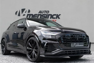 Hoofdafbeelding Audi Q8 Audi Q8 55 TFSI Quattro / ***ABT***/ 23 Inch Velgen/ S-line/ Panoramadak/ Trekhaak/ 250kW (340PK)