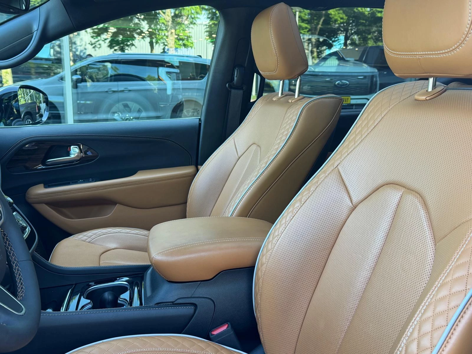 Hoofdafbeelding Chrysler Pacifica