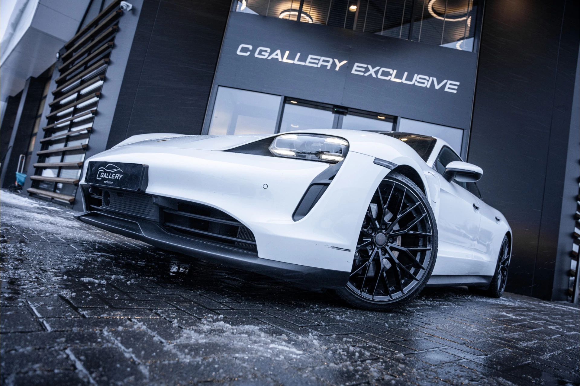 Hoofdafbeelding Porsche Taycan