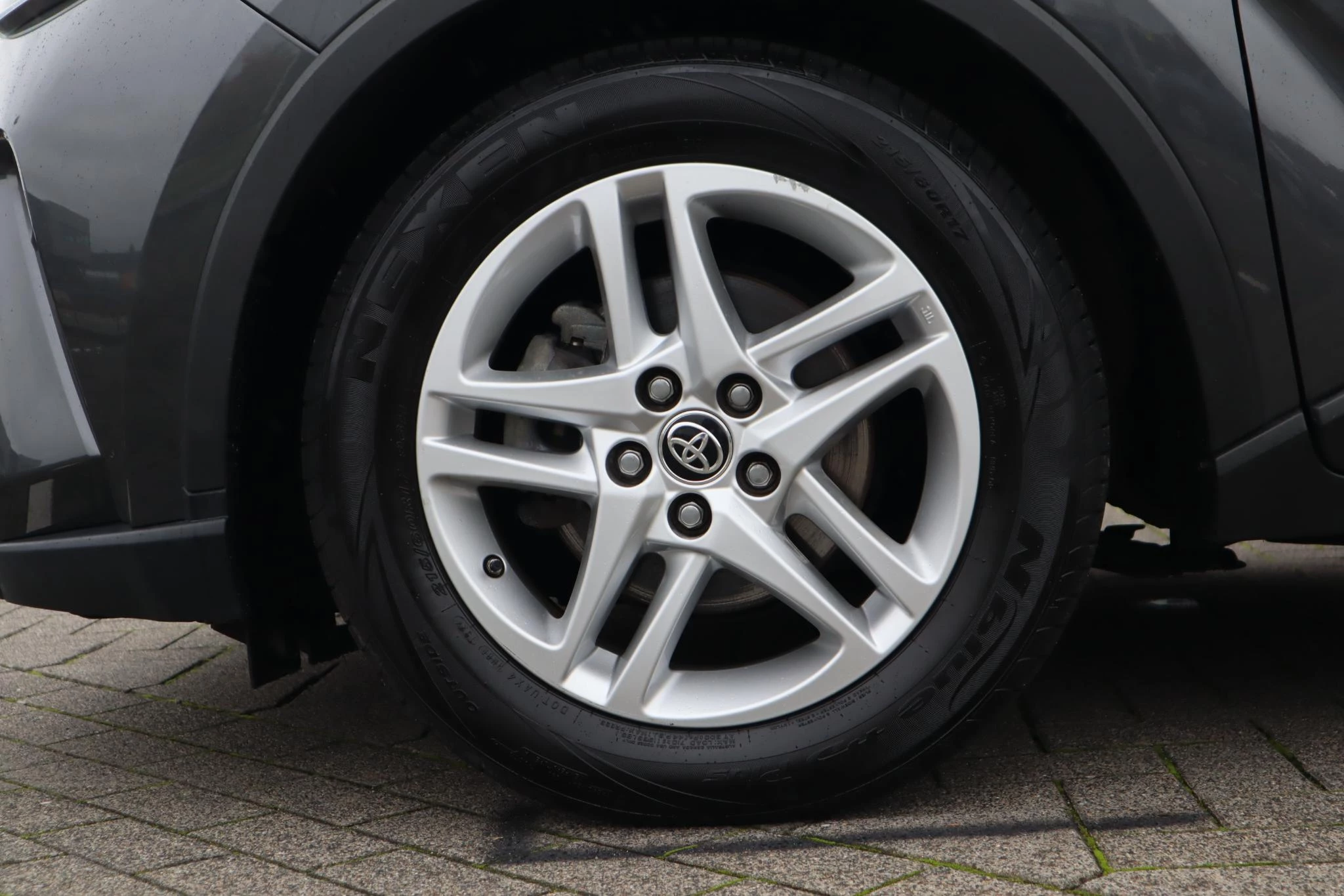 Hoofdafbeelding Toyota C-HR