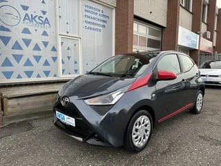 Toyota Aygo 1.0 VVT-i x-play Automaat/CarPlay/Camera/Garantie/Airco