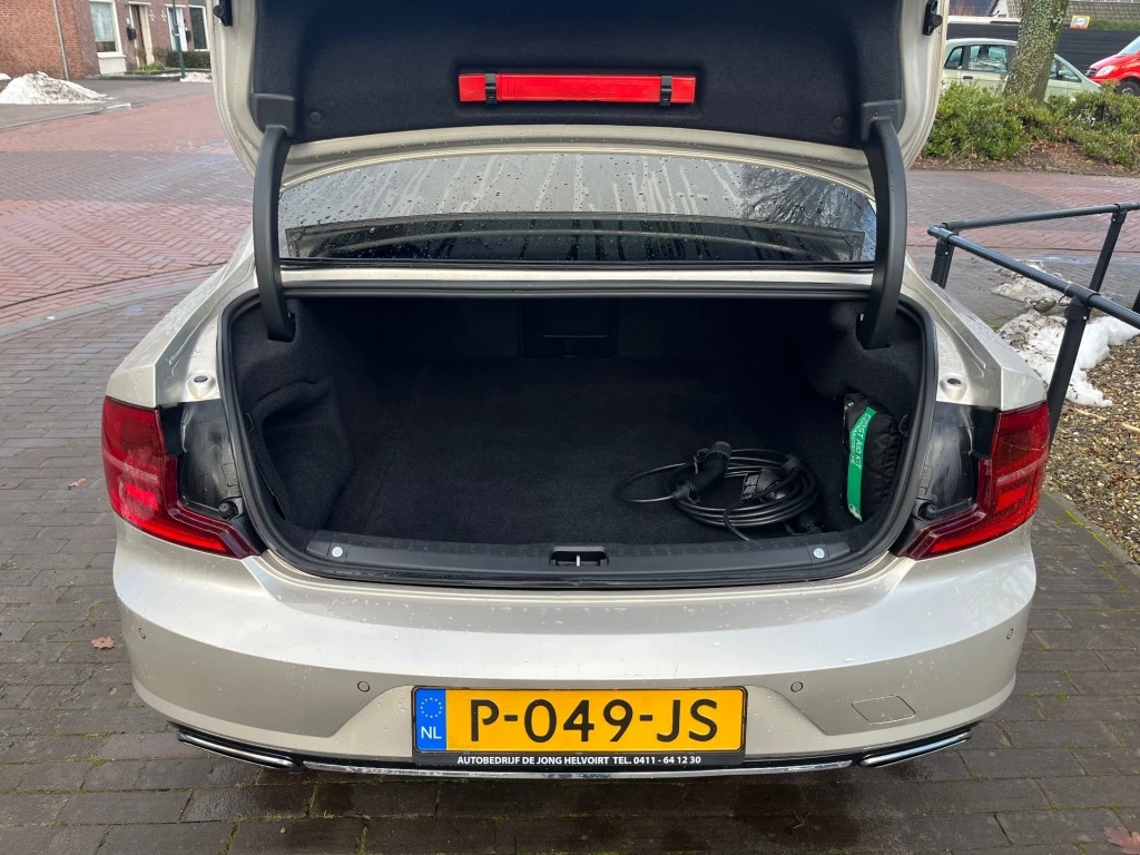 Hoofdafbeelding Volvo S90