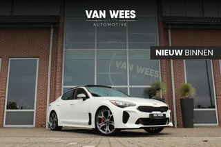 Hoofdafbeelding Kia Stinger Kia Stinger 3.3 V6 T-GDI AWD GT | 2e eigenaar | 6 cilinder | 370 pk | Dakraam | H&K | Camera | Head-up | 19 inch | Origineel | Stoelverkoeling | Stuur verwarming | Xenon |