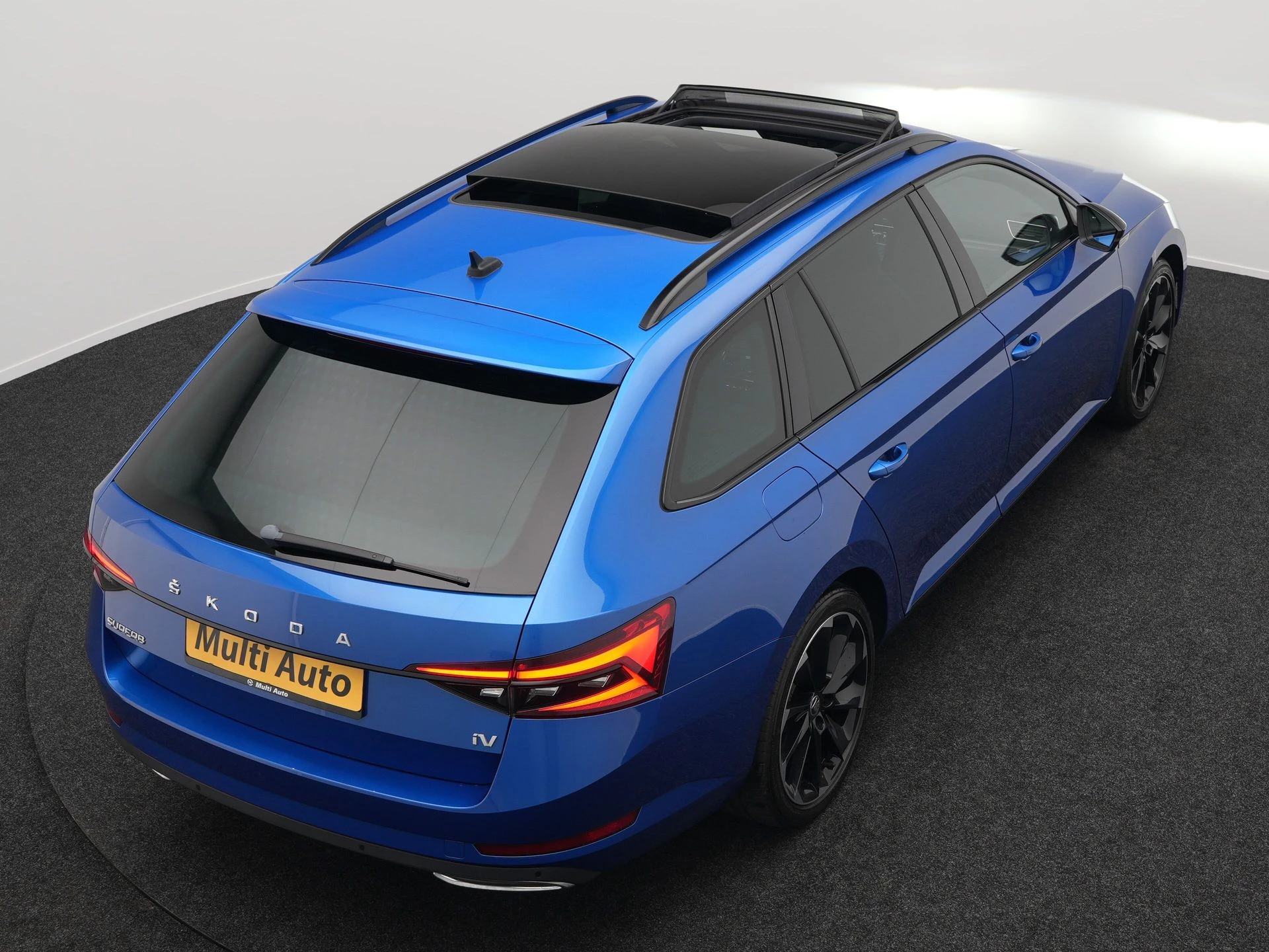 Hoofdafbeelding Škoda Superb