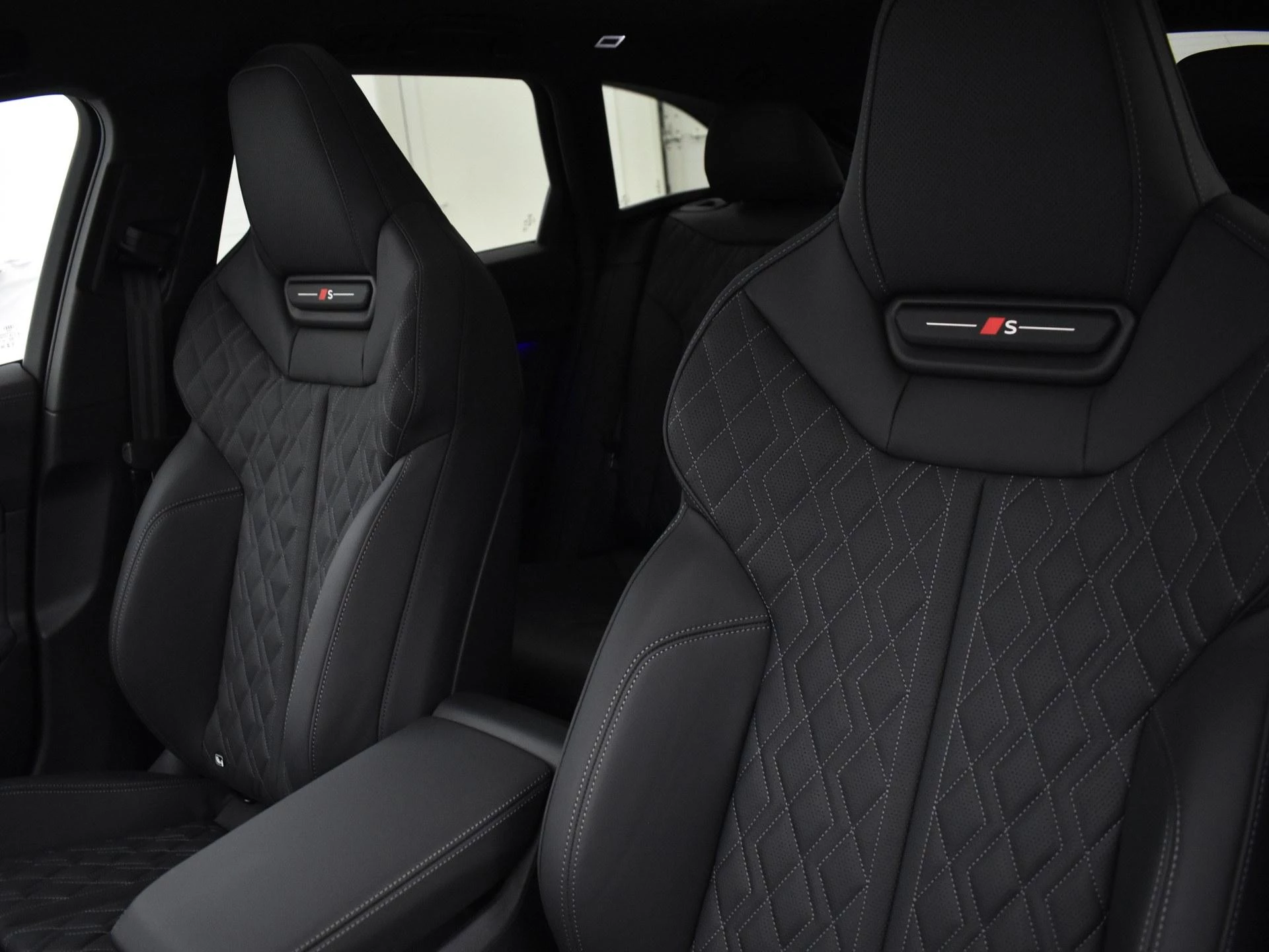Hoofdafbeelding Audi S5