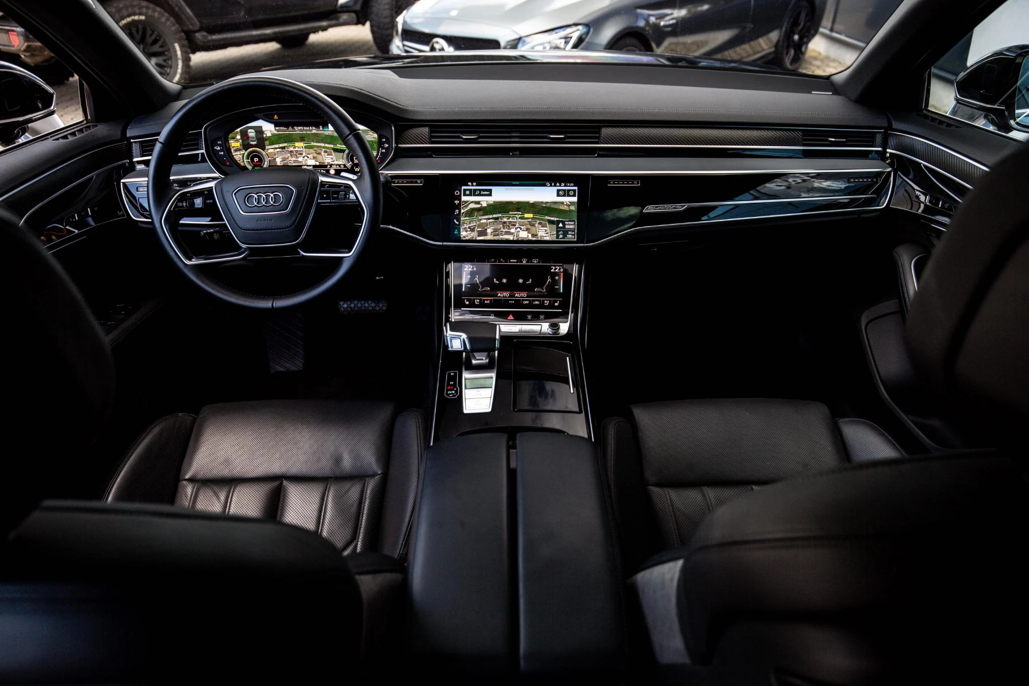 Hoofdafbeelding Audi A8