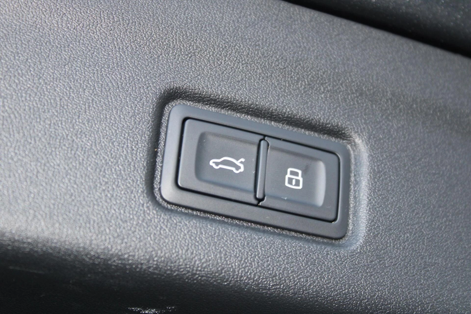 Hoofdafbeelding Audi Q6 e-tron